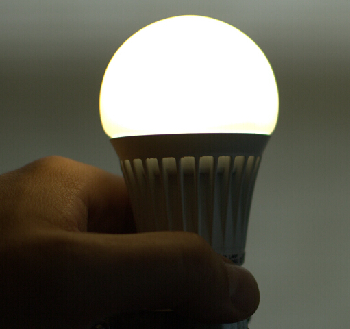 Ban incandescent lamp LED lighting market prospects so bright Ban incandescent lamp LED lighting market prospects so bright